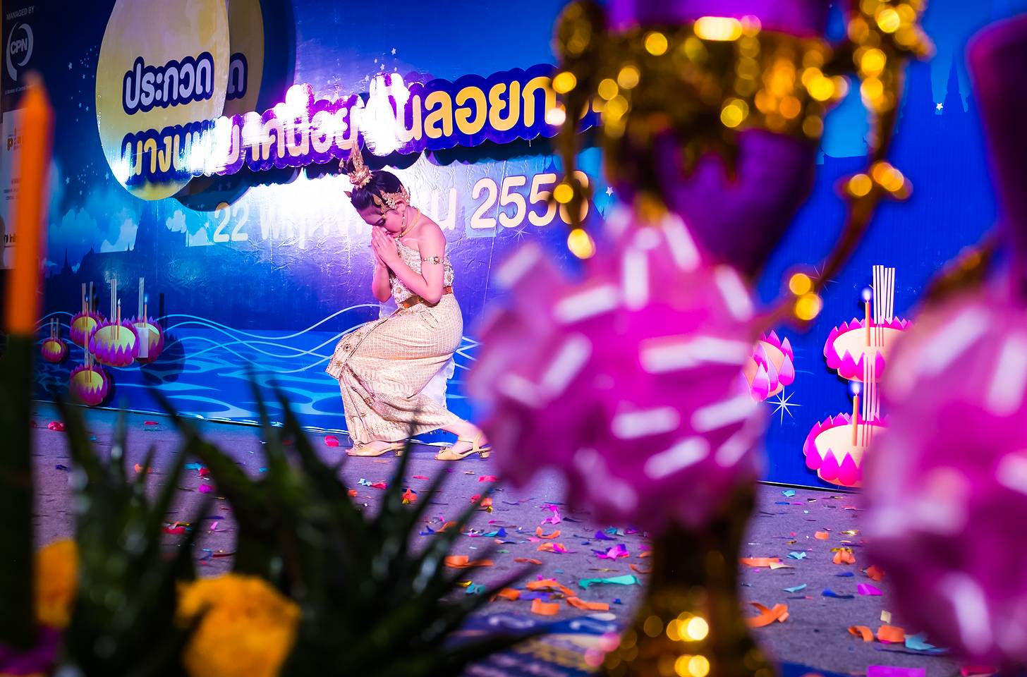 Świąteczny "Mam talent" dla dzieci w centrum handlowym Central Plaza (Loi Krathong 2015)